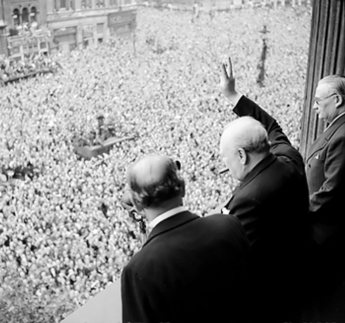 Churchill Addressing the Crowd