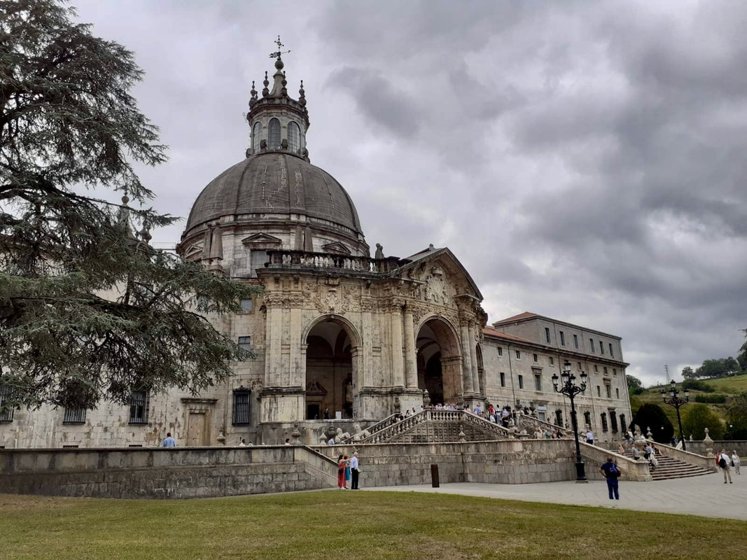 View around the Basilica de San Ignacio de Loyola